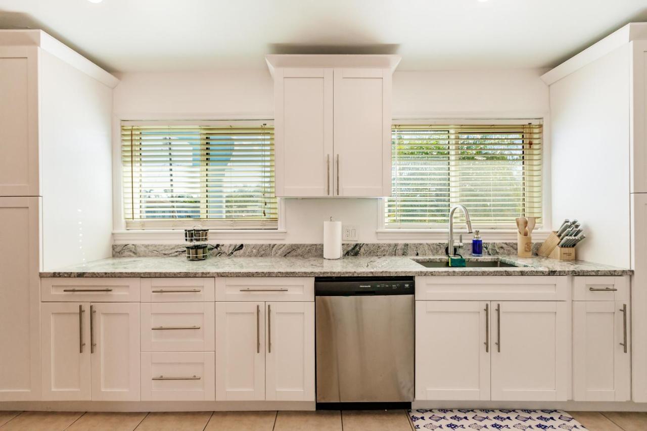 New! Dock Canal Family Home W/Pool & Gulf Access! North Fort Myers Esterno foto